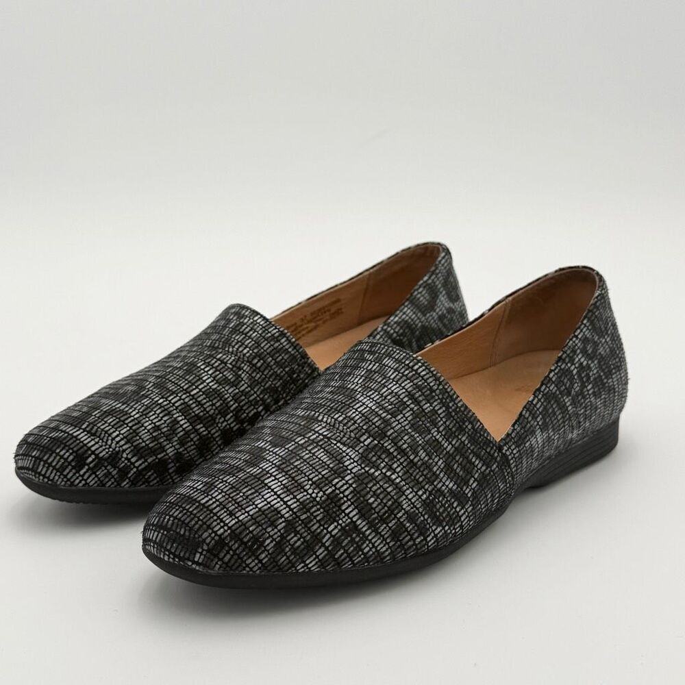 Dansko Women's Larisa Flats in Grey Leopard Aegis Microbe Shield Odor Control wi